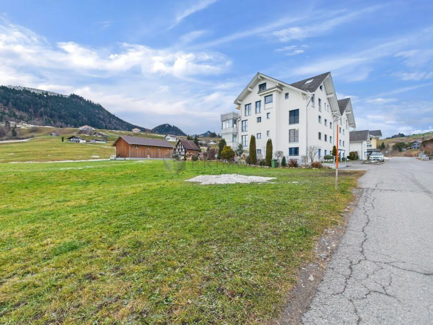 Oasis au-dessus de la mer de brouillard : Appartement ensoleillé de 5,5 pièces avec vue panoramique - Photo 13 sur 14