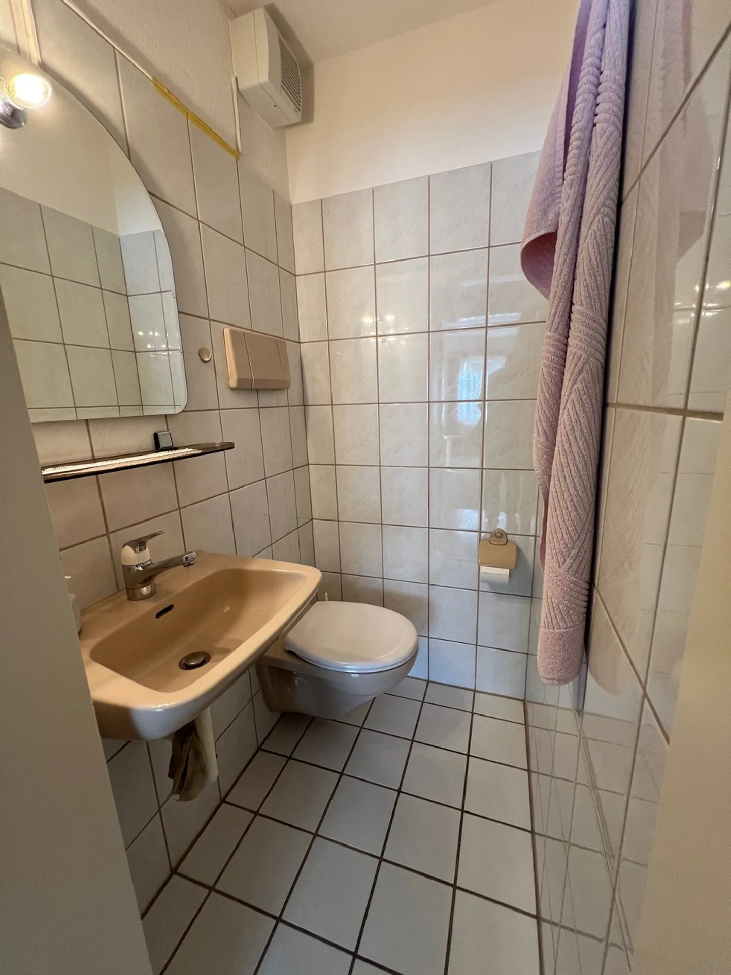 Vivere comodamente con un perfetto collegamento ai mezzi pubblici - Foto 9 di 11