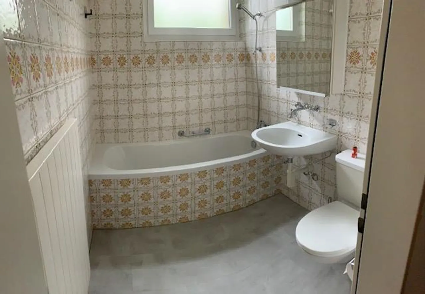 2.5 Room Apartment with Lake View - Photo 10 of 15