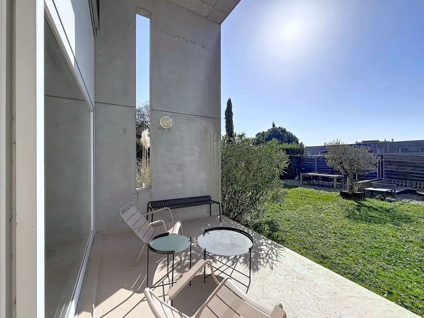 Villa moderna a due passi dall'EPFL - Volume e posizione privilegiata - Foto 7 di 9