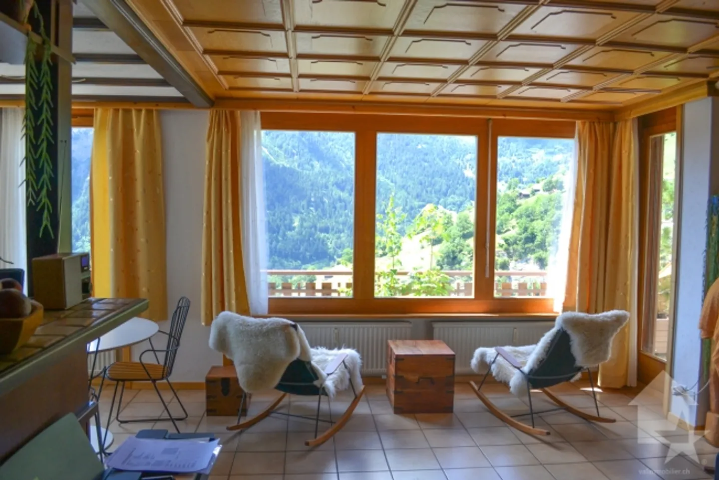 Magnificent apartment 4.5 of 100m2 with 1 additional bedroom in the basement - Photo 3 of 20