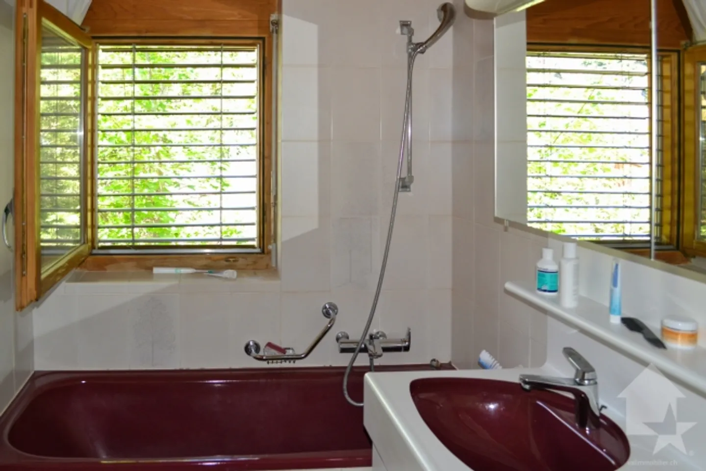 Magnificent apartment 4.5 of 100m2 with 1 additional bedroom in the basement - Photo 10 of 20
