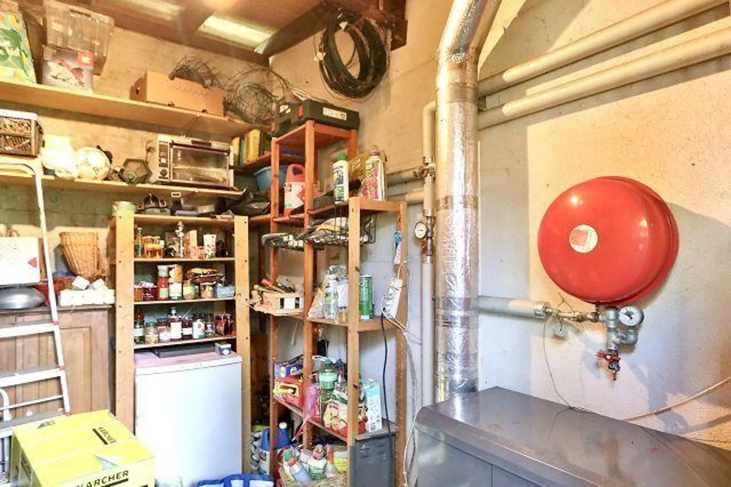 «4 1/2-Zimmer-Haus sehr ruhiger, sonniger Seeblicklage / chalet di 4 1/2 locali molto tranquilla, soleggiata e vista lago» - Foto 31 di 37