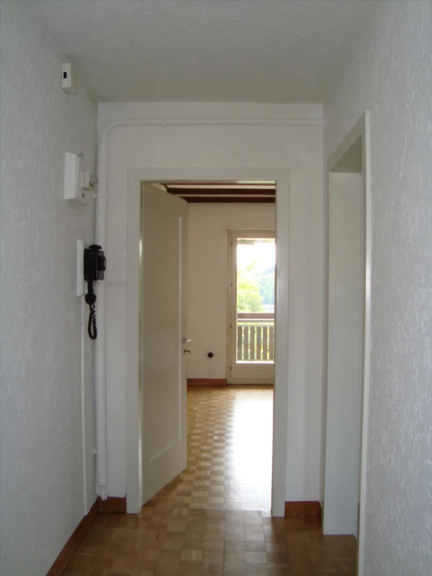 Bern/Wyler - Appartement ancien de 3 pièces avec charme - Photo 6 sur 12