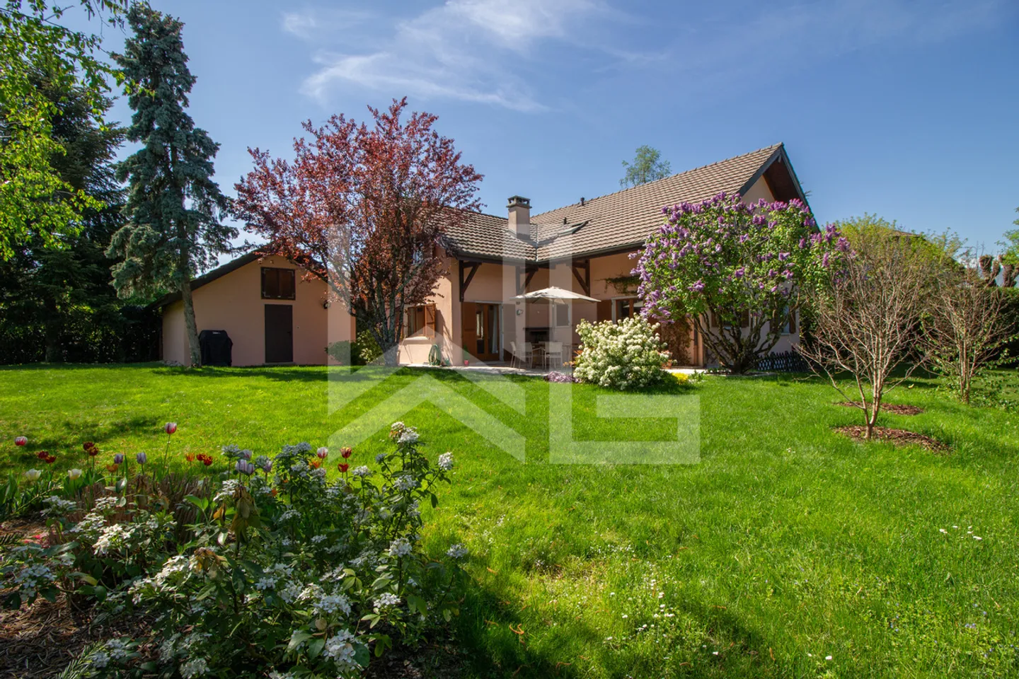 Charmante Immobilie im Herzen von Founex - Foto 1 von 12