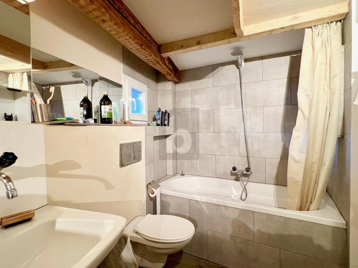 Chambre Confortable à Trin - Photo 3 sur 5