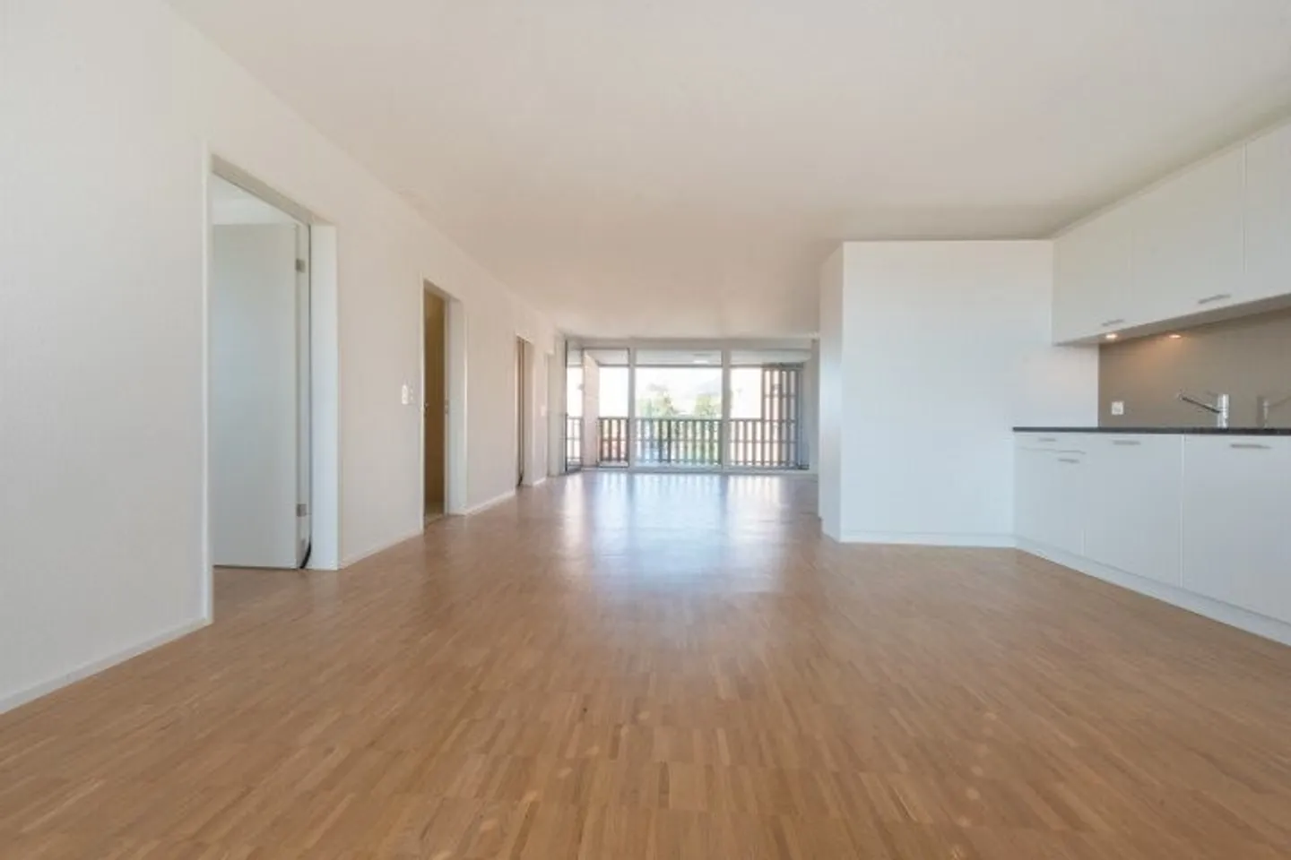 Appartamento moderno 3.5 locali - Foto 2 di 9