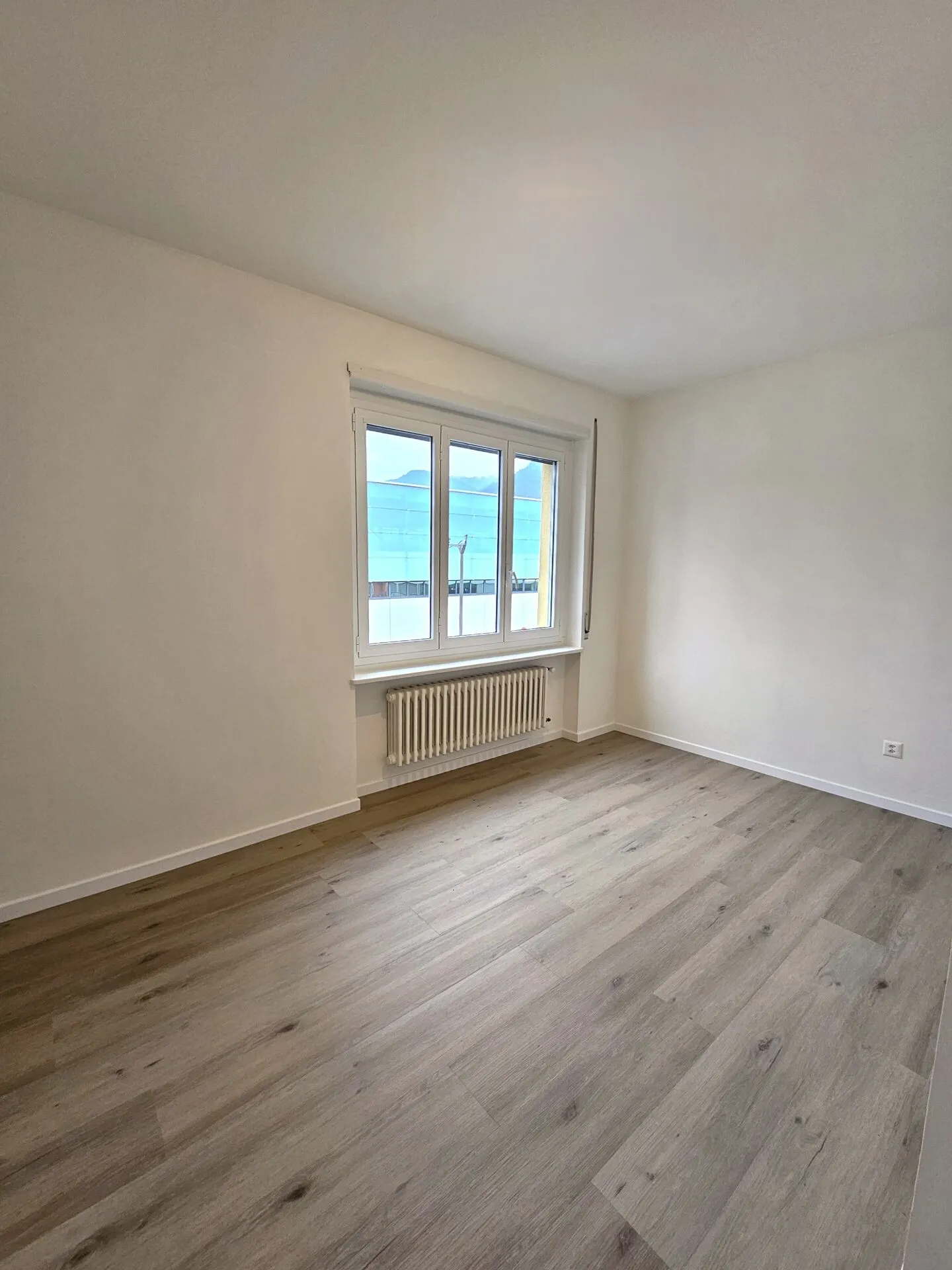 3,5 Lokale renoviert mit Balkon - Foto 4 von 8