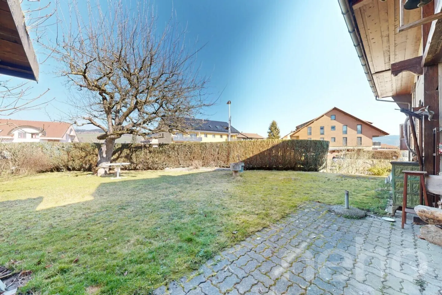 Geräumiges Haus mit großem Potenzial in ruhiger Lage - Foto 12 von 12