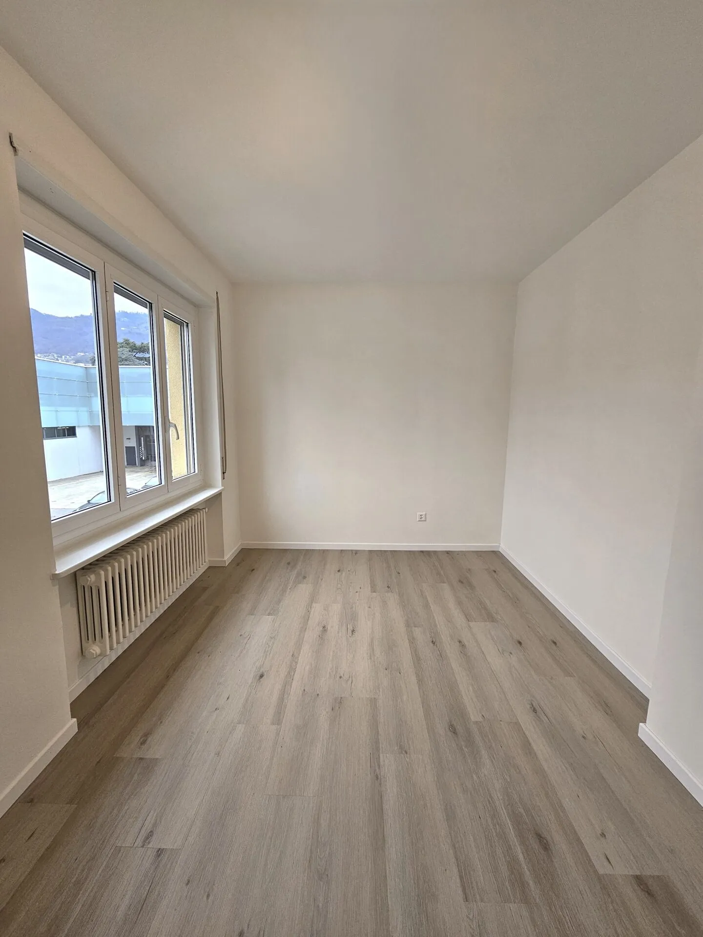 3,5 Lokale renoviert mit Balkon - Foto 5 von 8