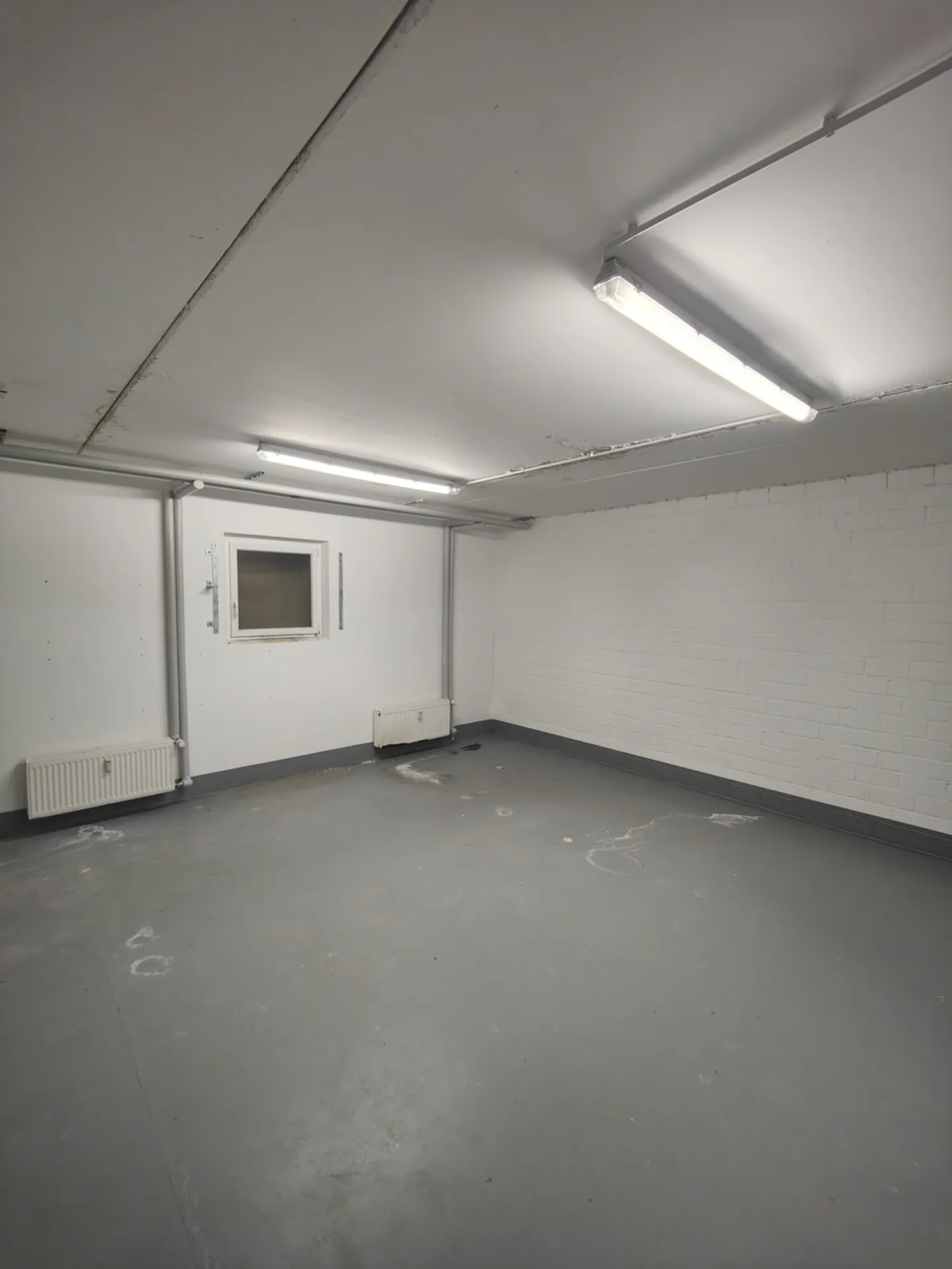 30m2 Salle de stockage Cologne - Colonia-Allee 13 - Photo 5 sur 9