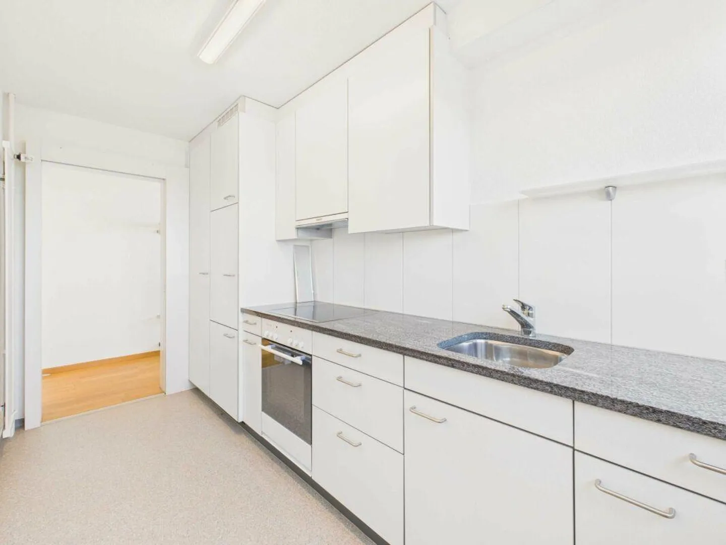 Vivere in una comunità per anziani - Accogliente appartamento con 1 camera - Foto 3 di 13