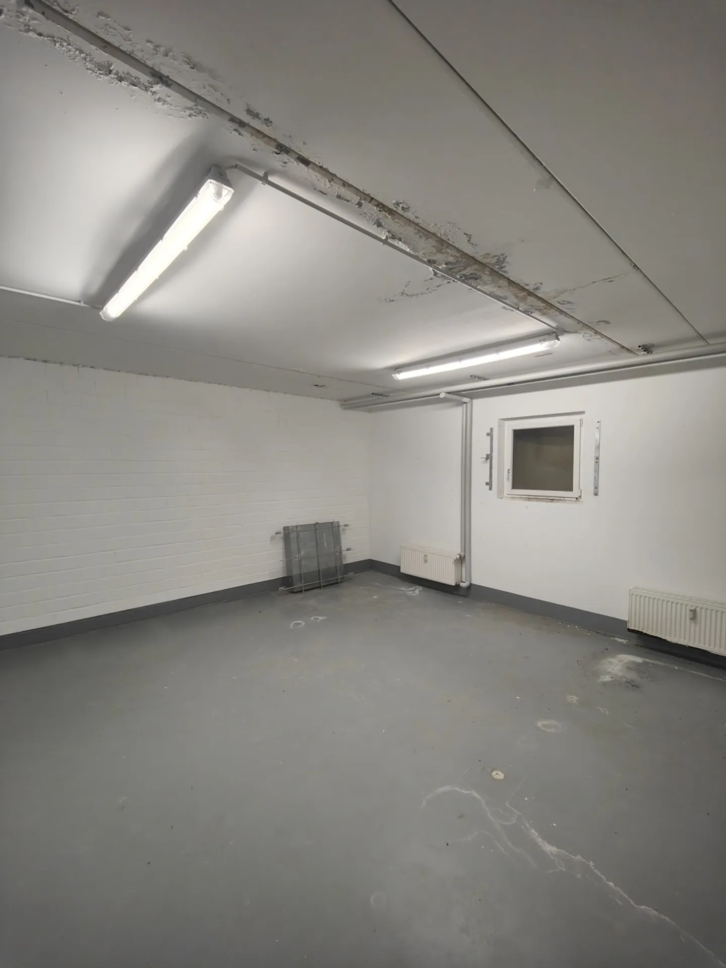 30m2 Salle de stockage Cologne - Colonia-Allee 13 - Photo 6 sur 9