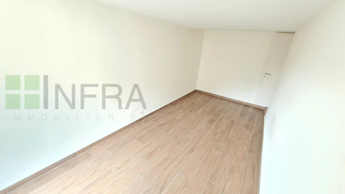 Appartamento in affitto - Foto 8 di 11