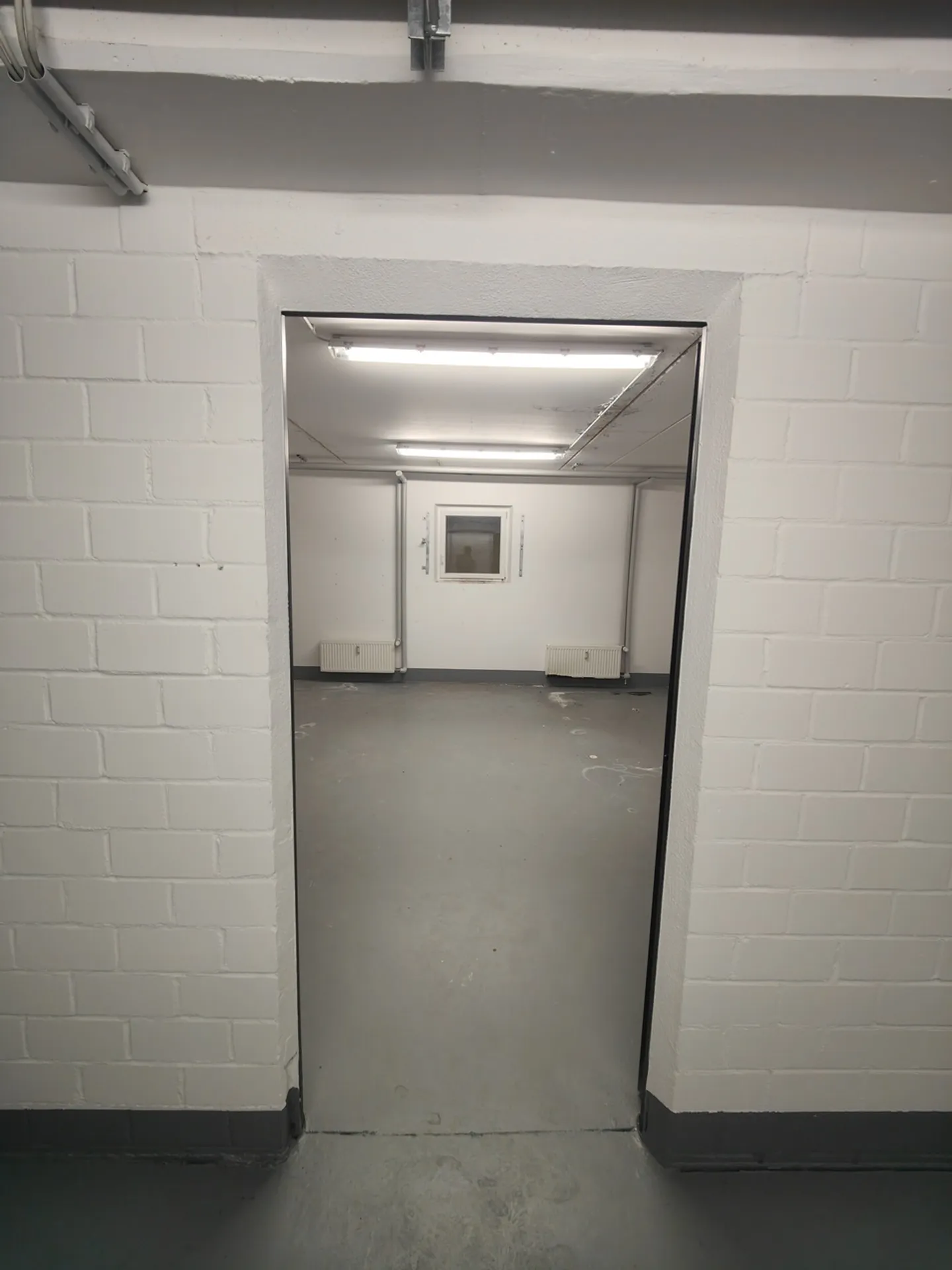 30m2 Salle de stockage Cologne - Colonia-Allee 13 - Photo 9 sur 9