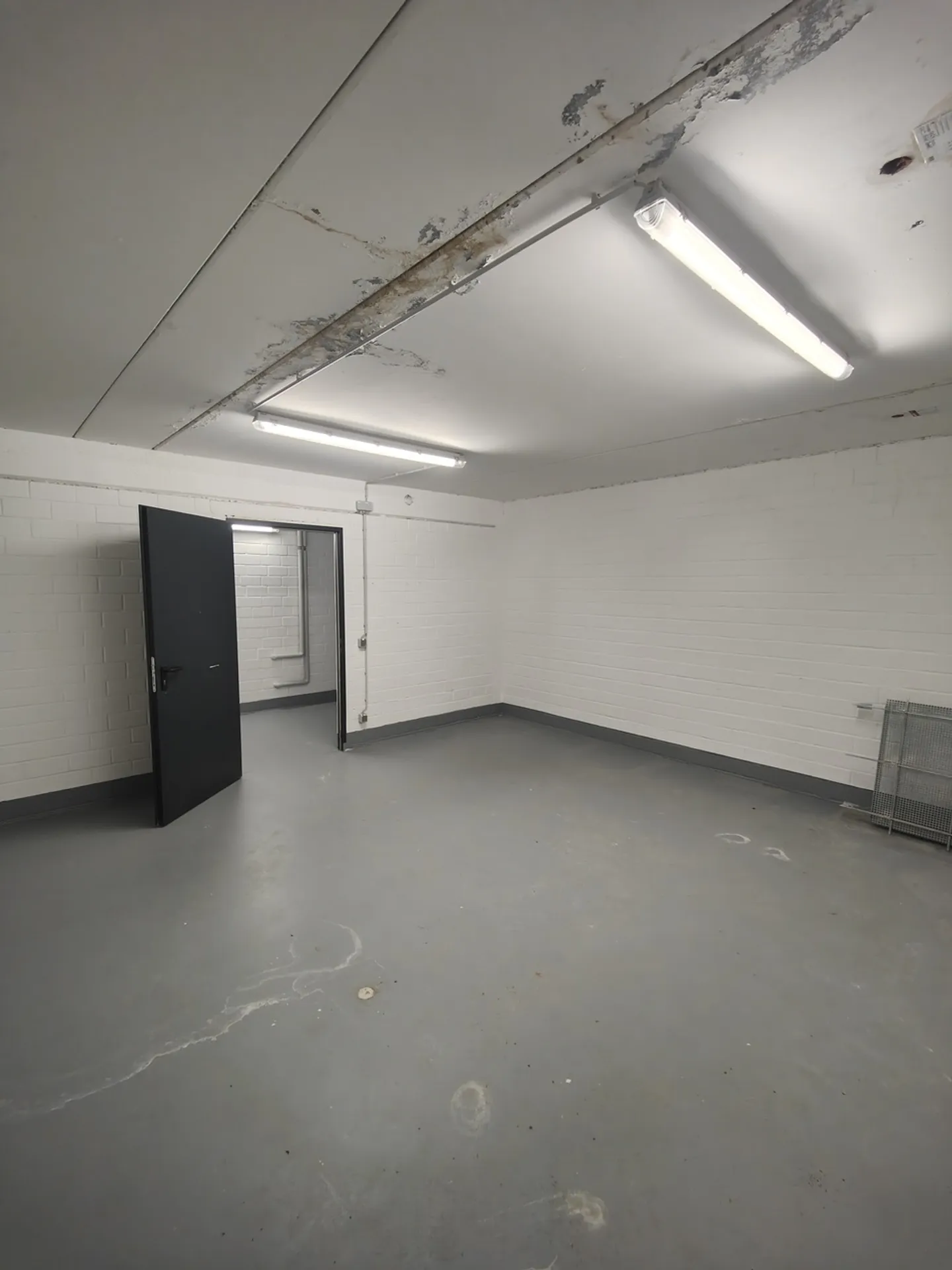 30m2 Salle de stockage Cologne - Colonia-Allee 13 - Photo 7 sur 9