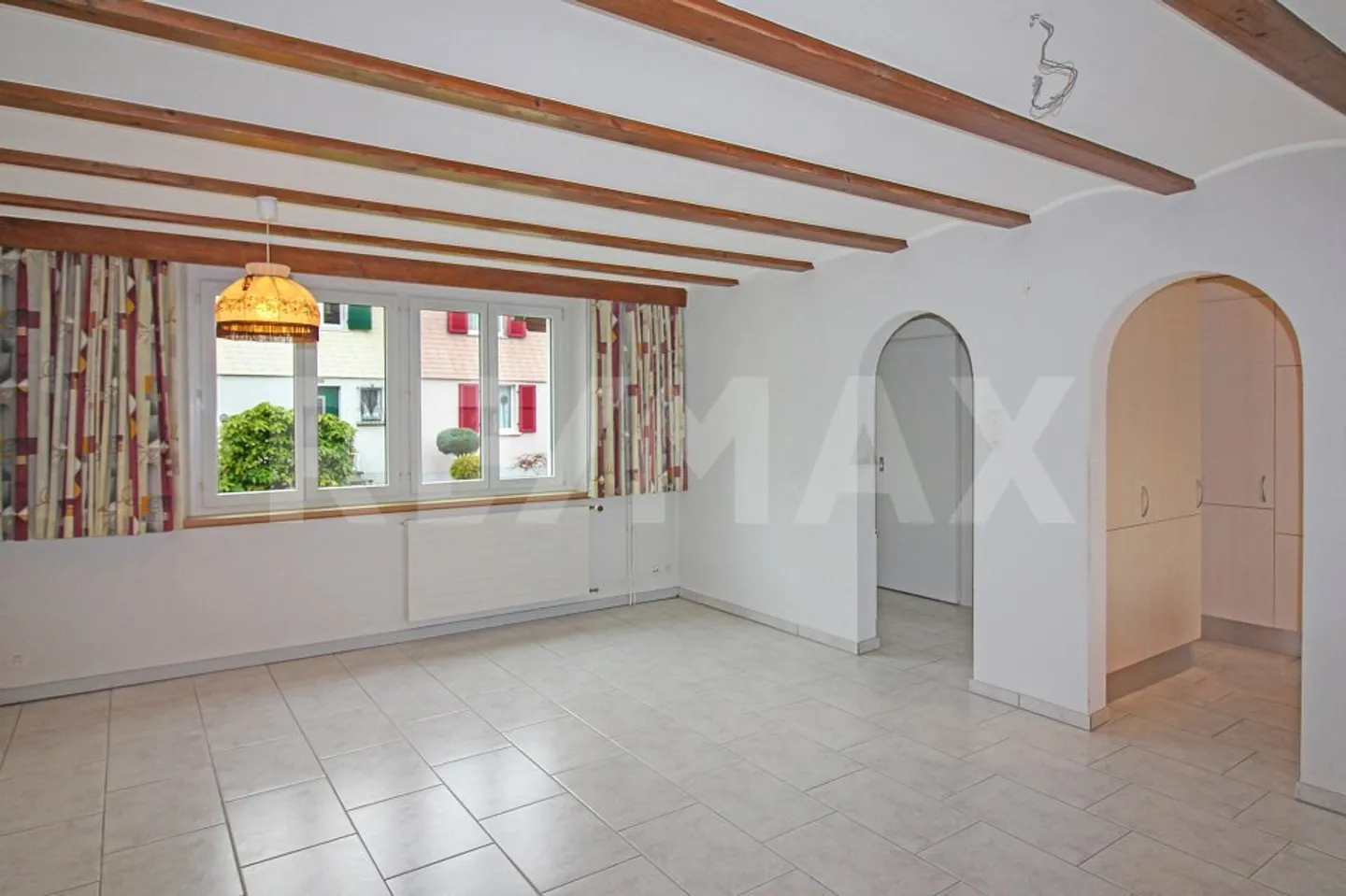 Casa a schiera di 3,5 stanze con giardino e vicino alla stazione - Foto 4 di 13