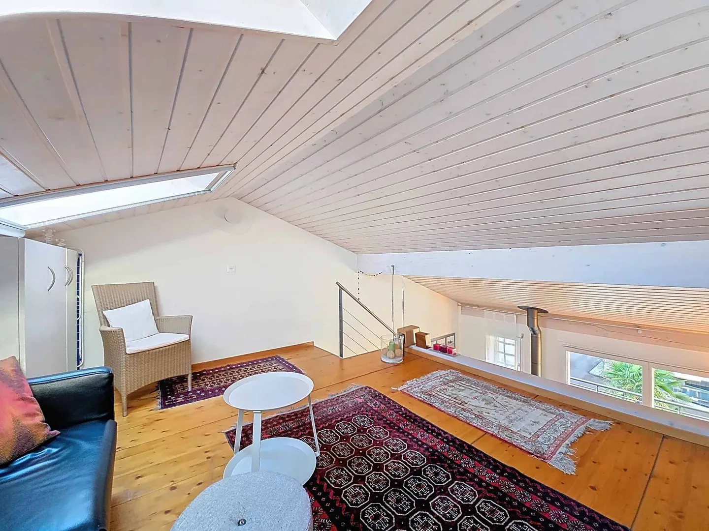 Exclusive! Beautiful and bright 3-room apartment with mooring - Photo 7 of 11