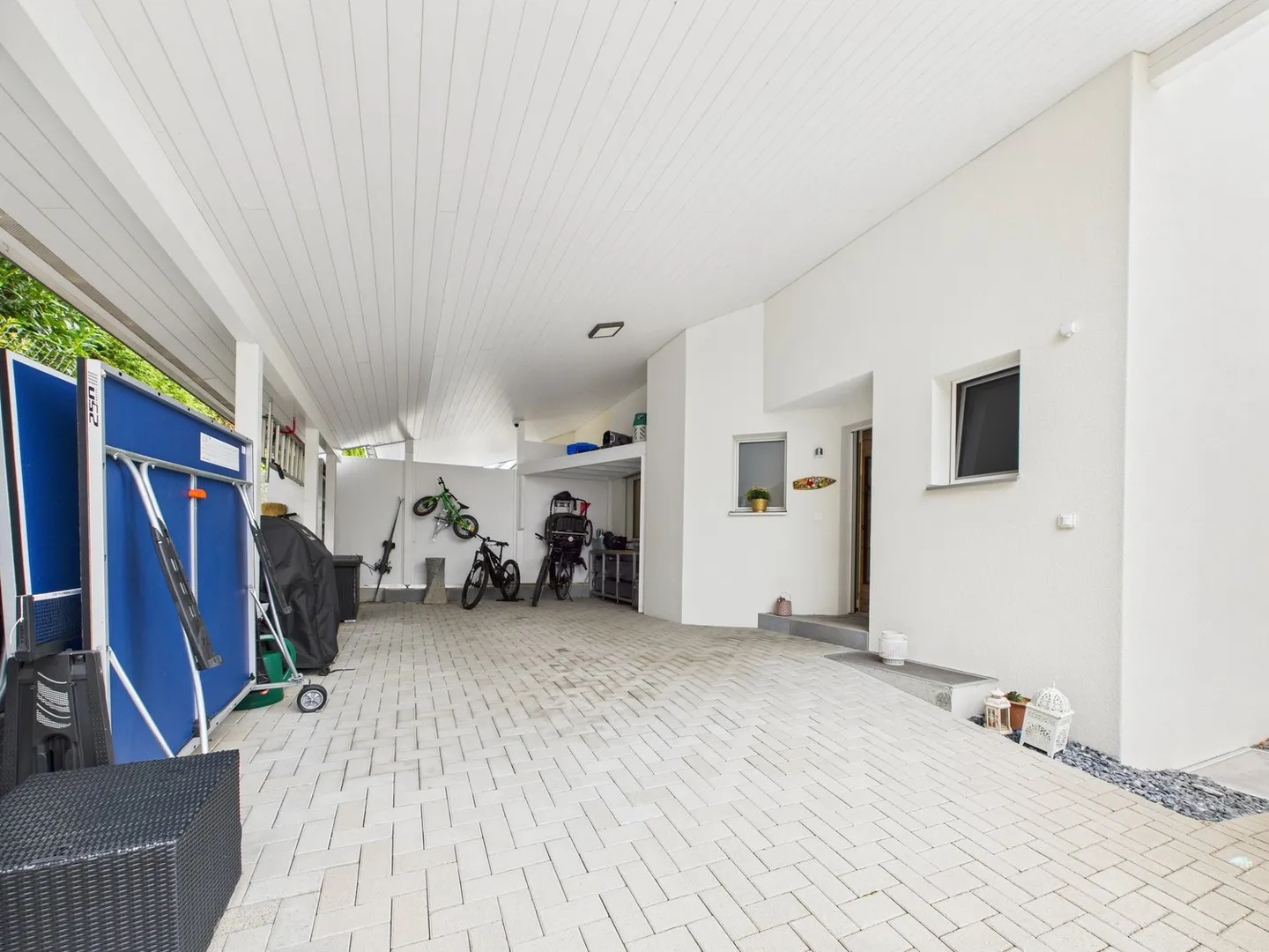 Hochwertige Doppelhaushälfte mit vielen edlen Details - Foto 18 di 25