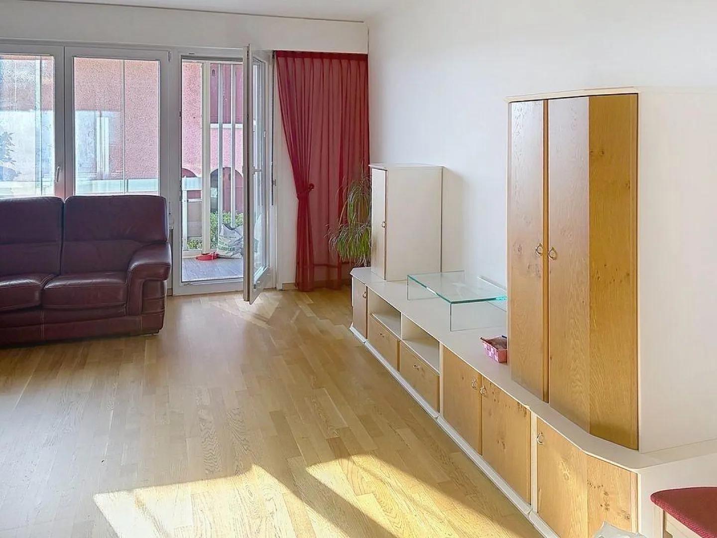 3.5 Room Apartment - Photo 1 of 3