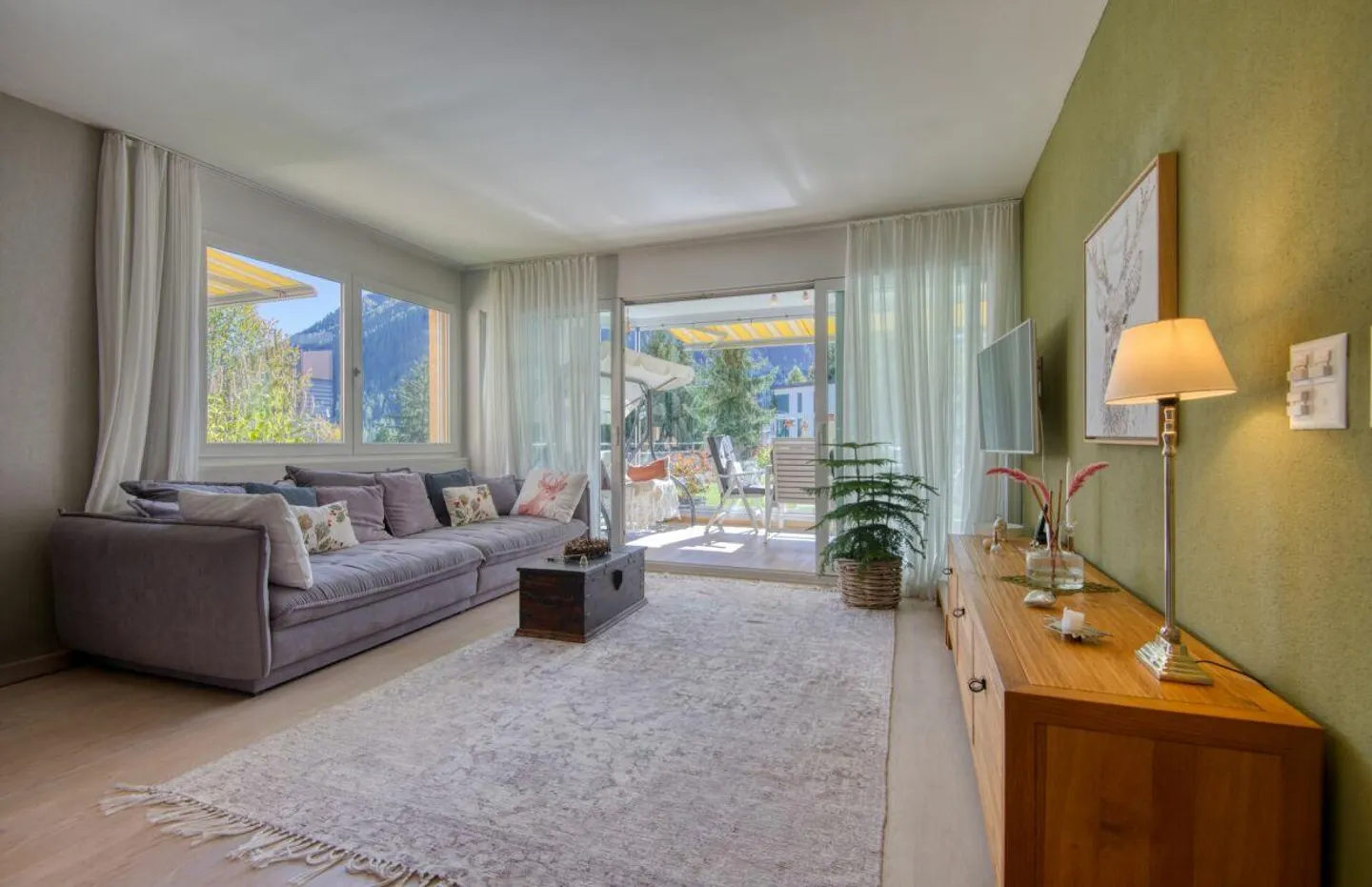 Stilvolle 2.5-Zimmer-Gartenwohnung mit Davoser Bergpanorama - Foto 7 von 9