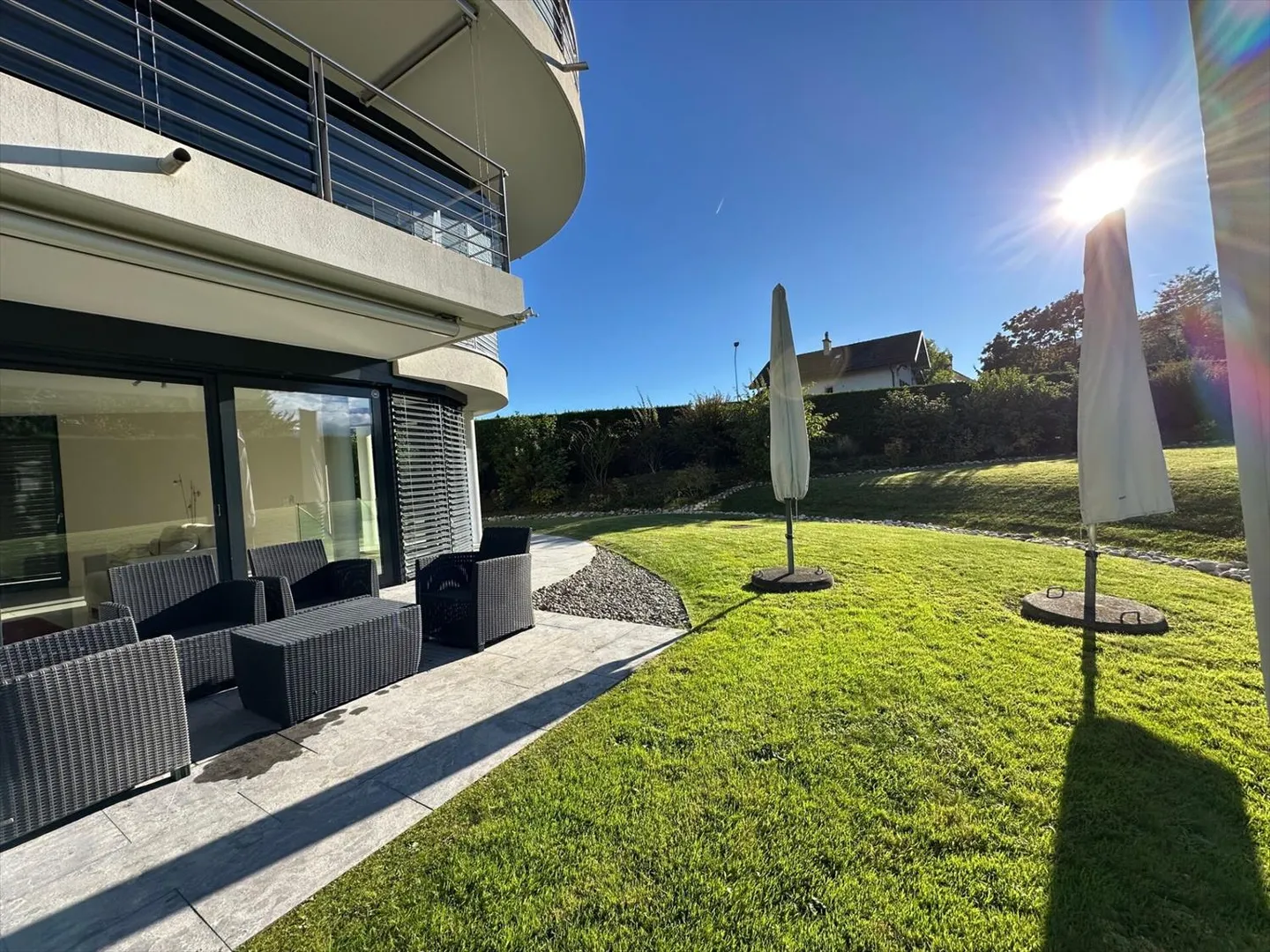 Piano terra prestigioso in stile contemporaneo - Foto 1 di 10