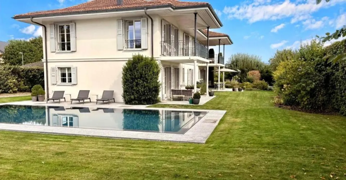 Élégante maison familiale avec piscine, au calme, à Commugny - Foto 1 von 13
