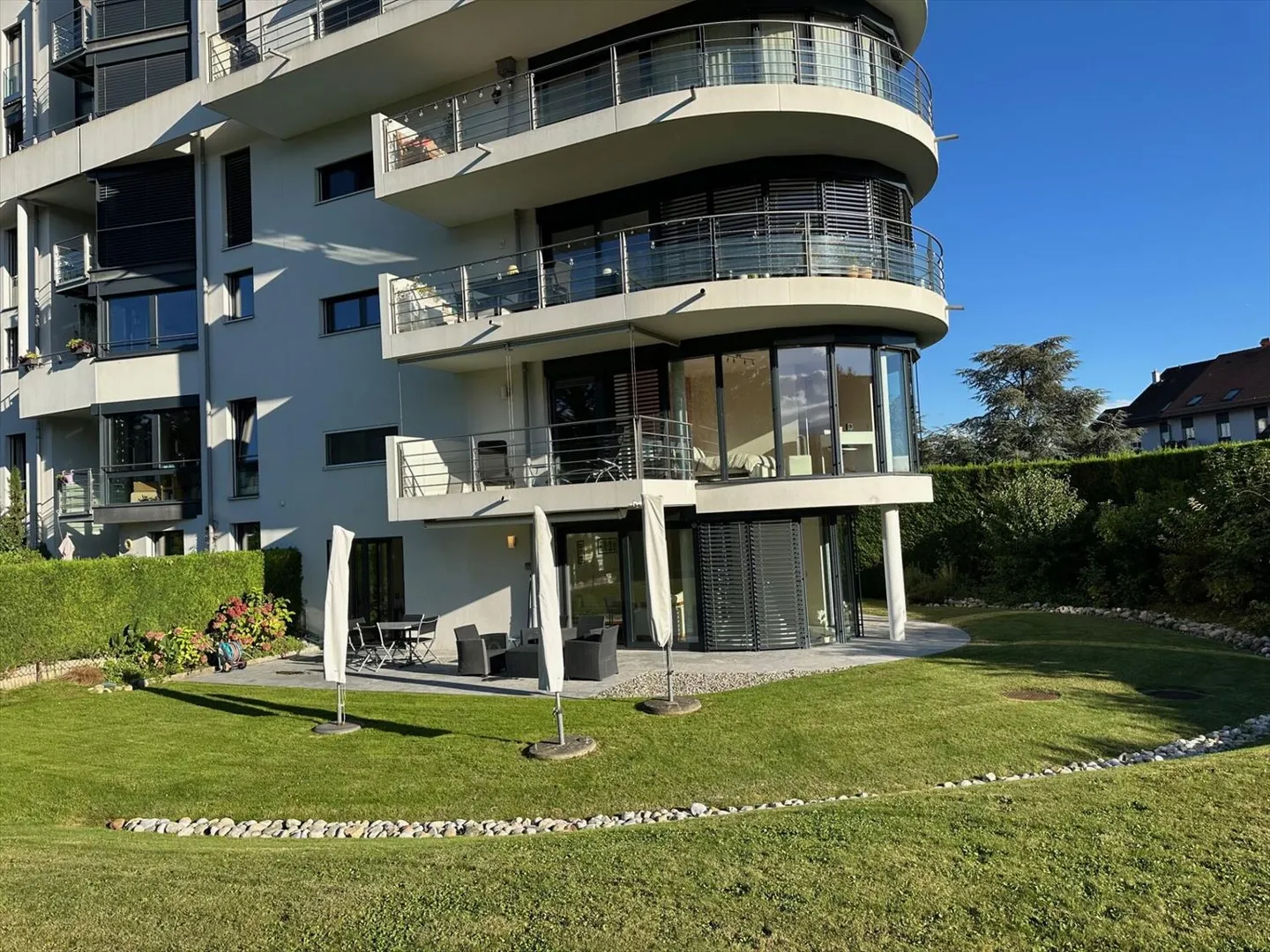 Piano terra prestigioso in stile contemporaneo - Foto 9 di 10