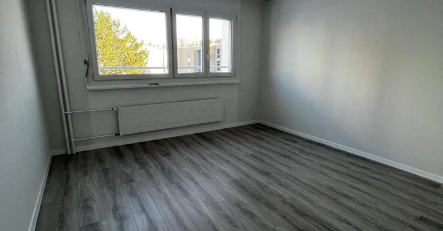 3,5 renovierte Zimmer mit Balkon - Foto 6 von 6