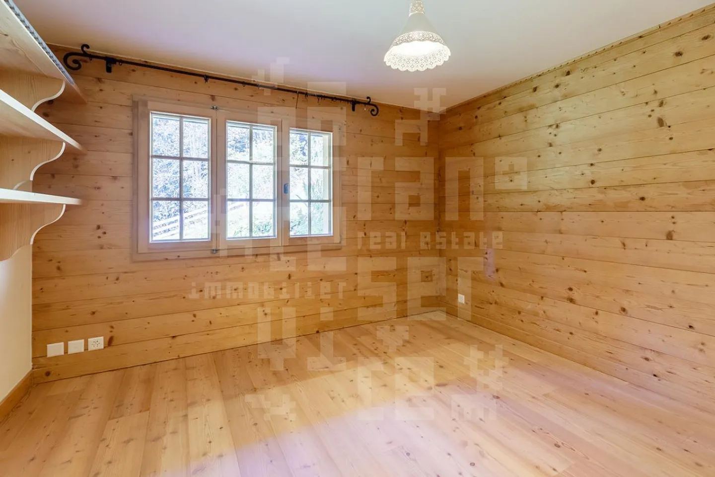 Chalet with Stunning Alpine Views - Photo 25 of 30