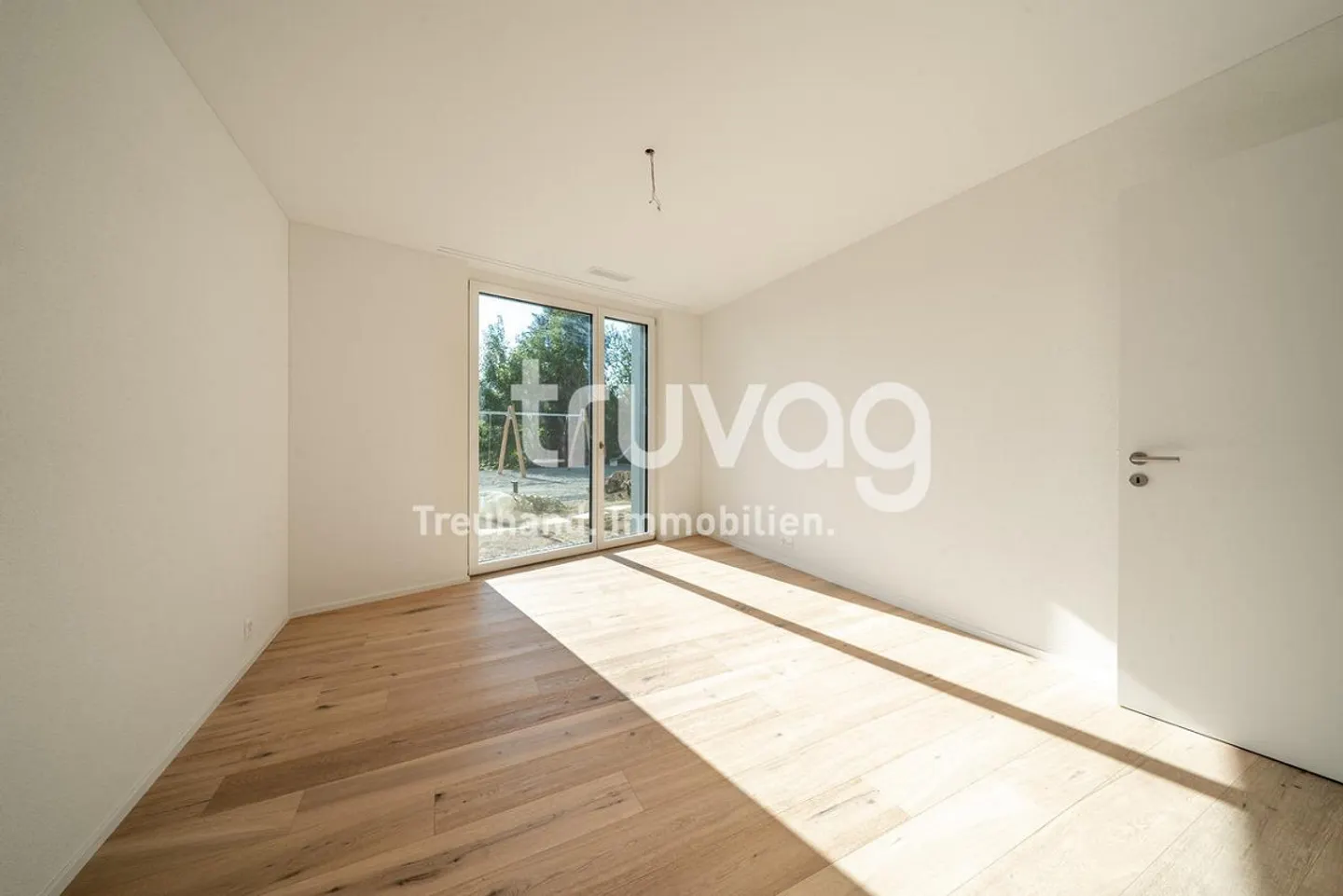 Modern Garden Apartment in Triengen - Photo 4 of 8