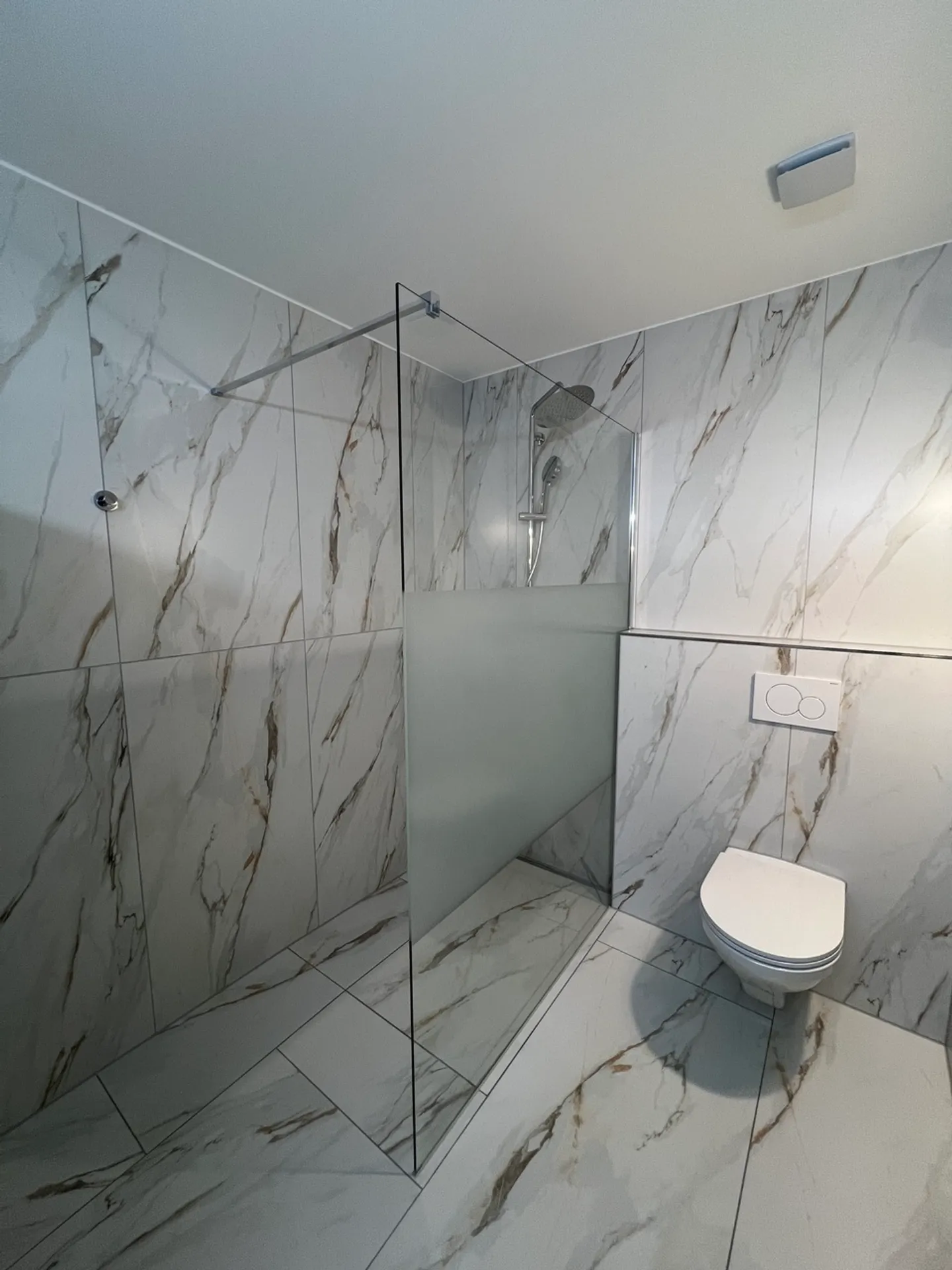 Modernes Apartment mit Terrasse - Foto 5 von 11