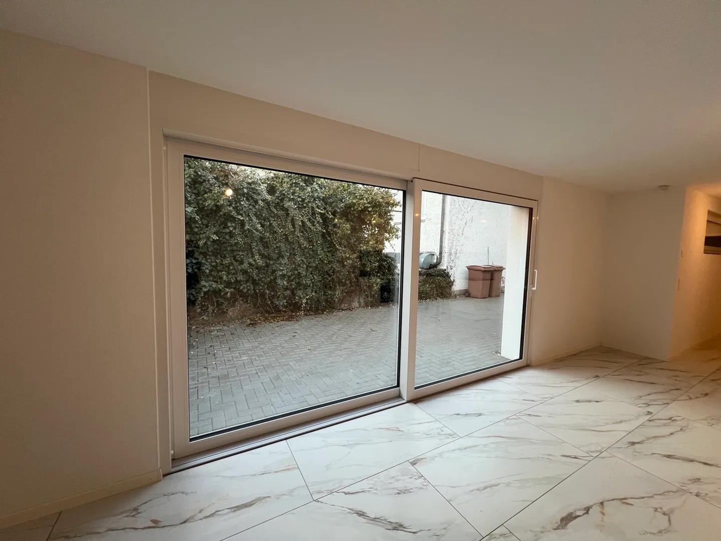 Modernes Apartment mit Terrasse - Foto 11 von 11