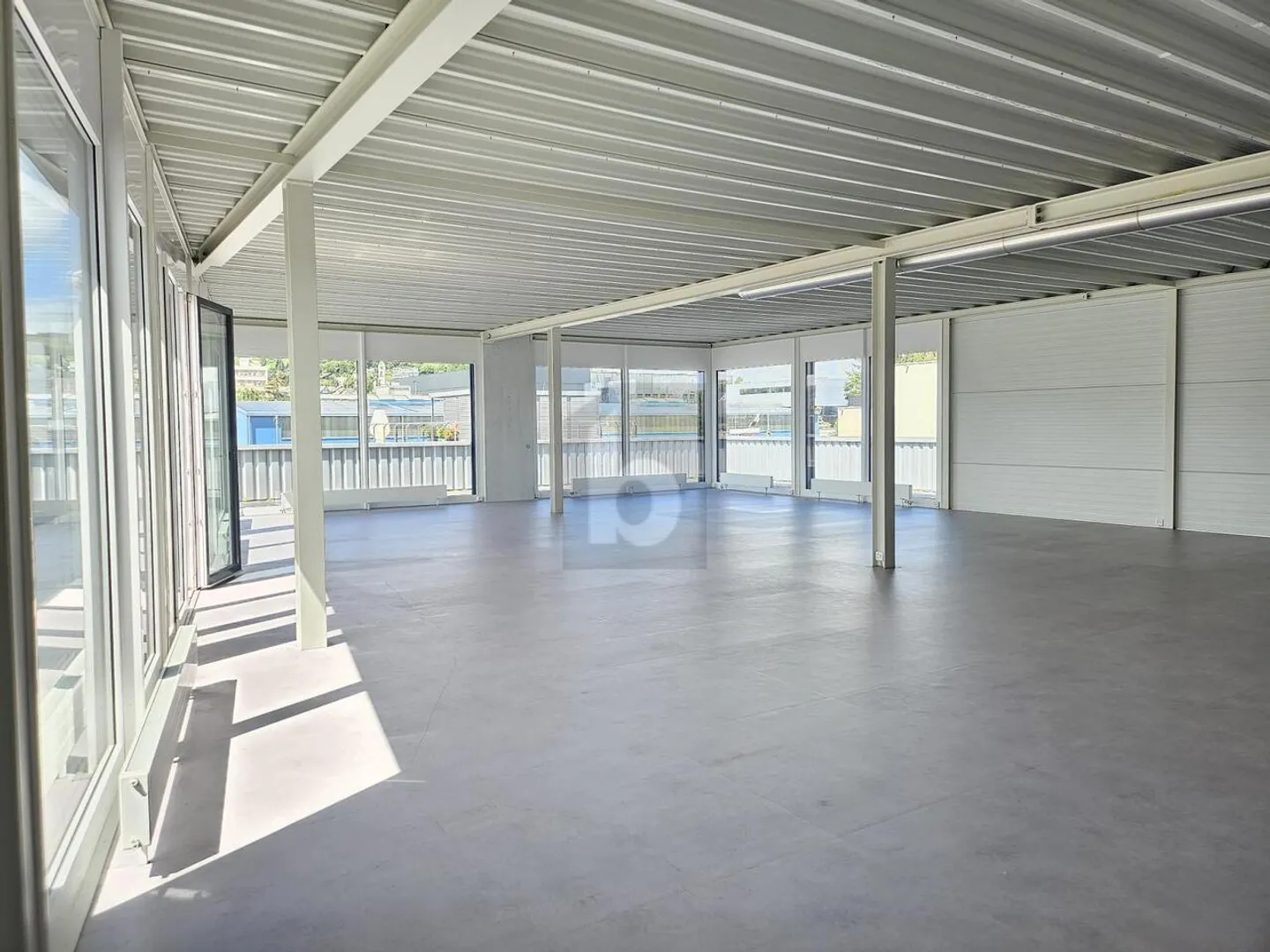 UFFICIO LOFT IN POSIZIONE TOP CON TERRAZZA - Foto 1 di 6