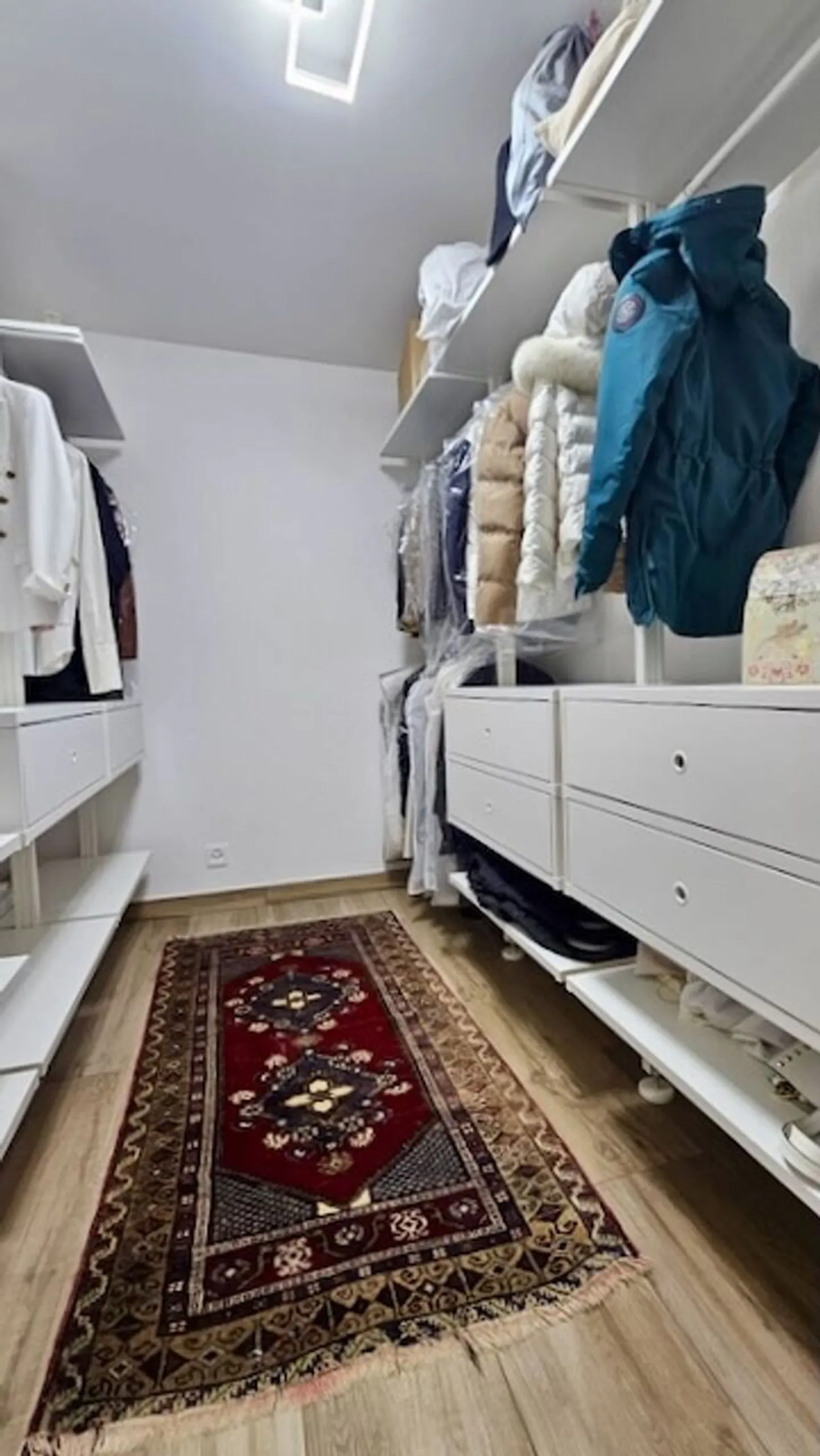 Spacious Semi-Detached Villa - Photo 13 of 13