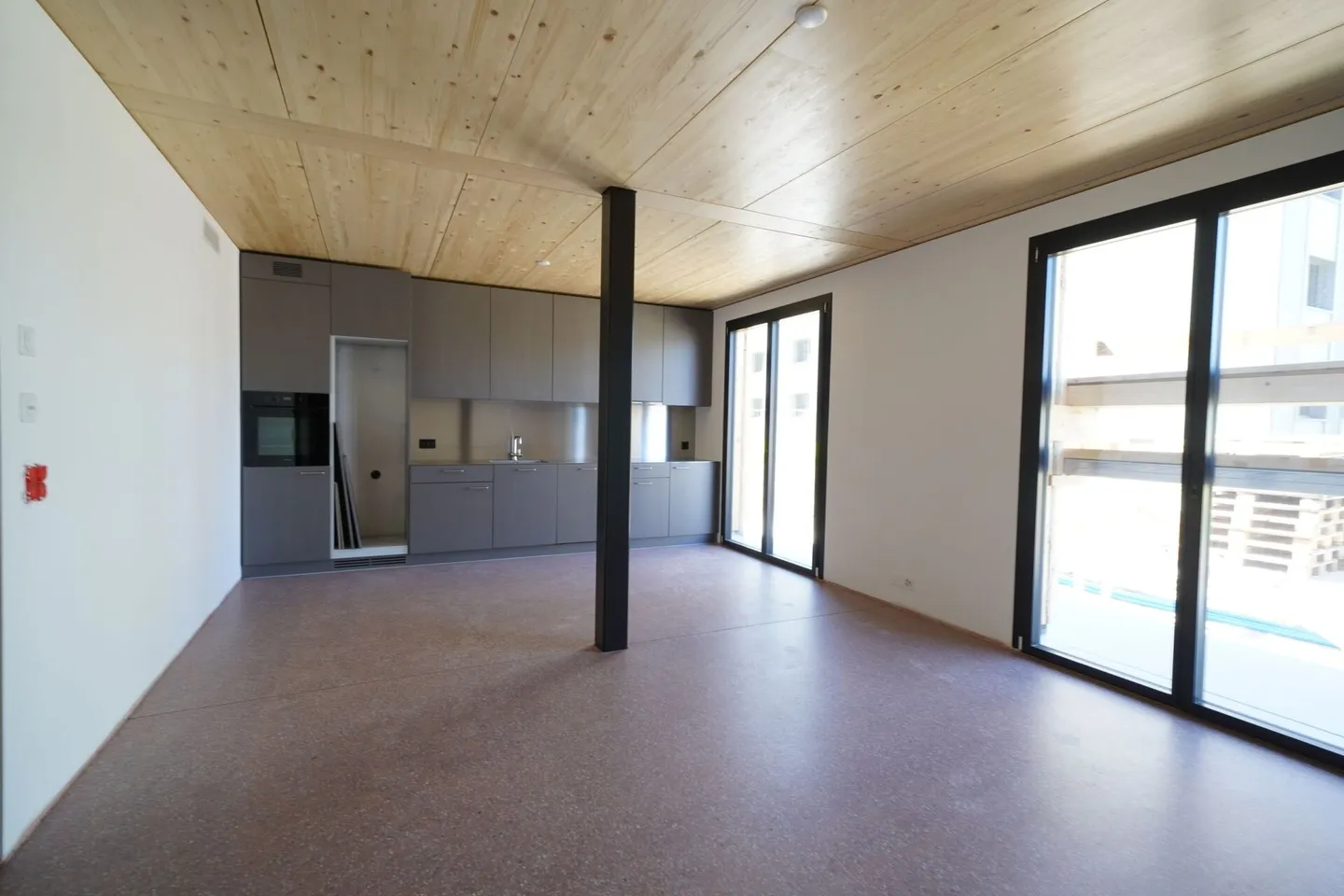 Spacious Atelier Apartment in the Suburban Schweighof Quarter - Photo 2 of 7