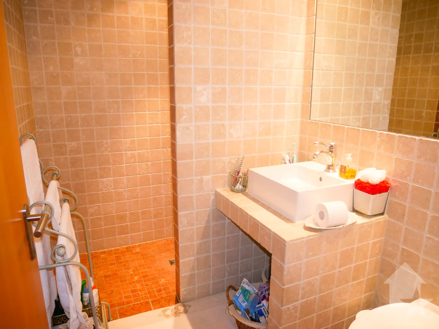 Il tuo appartamento di 2,5 locali nel cuore dei Bains de Saillon! - Foto 13 di 17