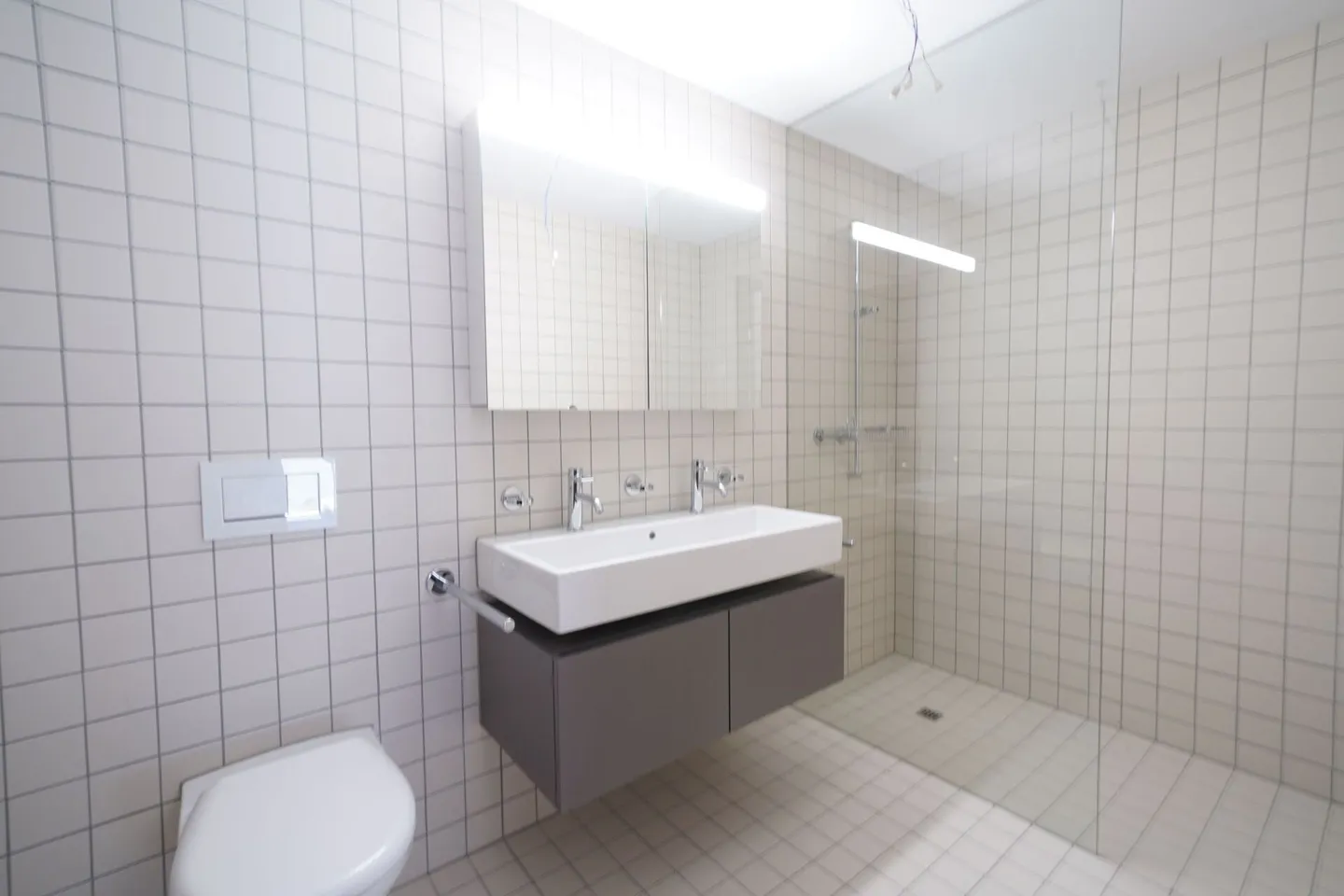 Spacious Atelier Apartment in the Suburban Schweighof Quarter - Photo 5 of 7