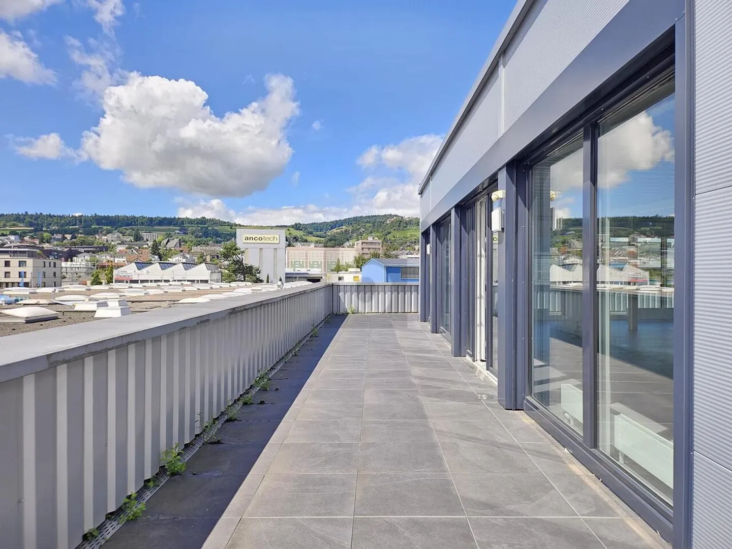 UFFICIO LOFT IN POSIZIONE TOP CON TERRAZZA - Foto 5 di 6