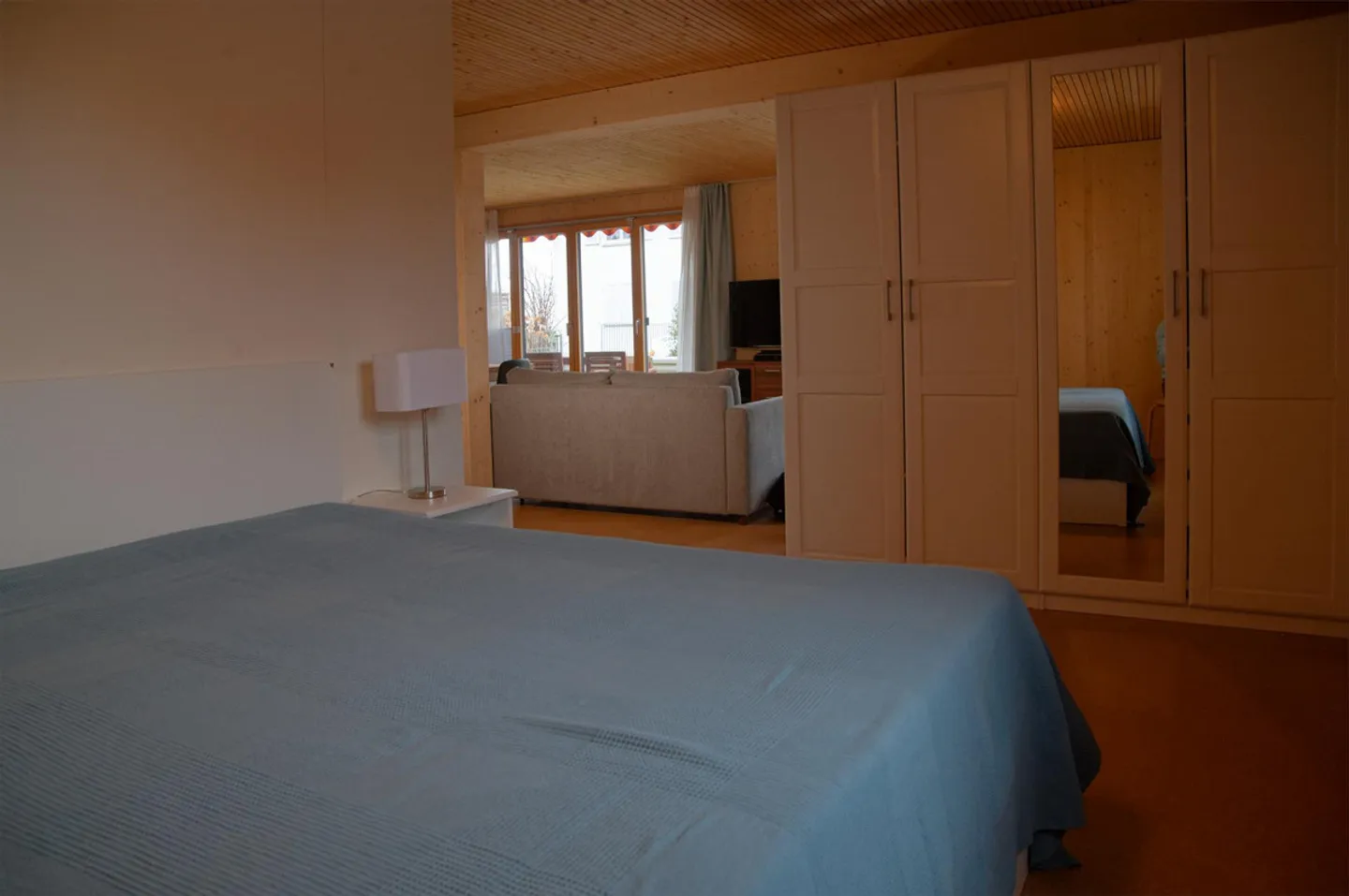 Sonniges Loft zum Wohnen und Arbeiten - Foto 6 von 8