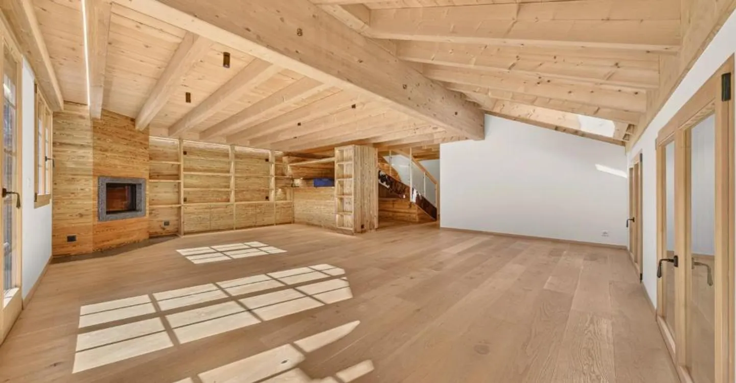 Duplex de standing - Photo 3 of 10