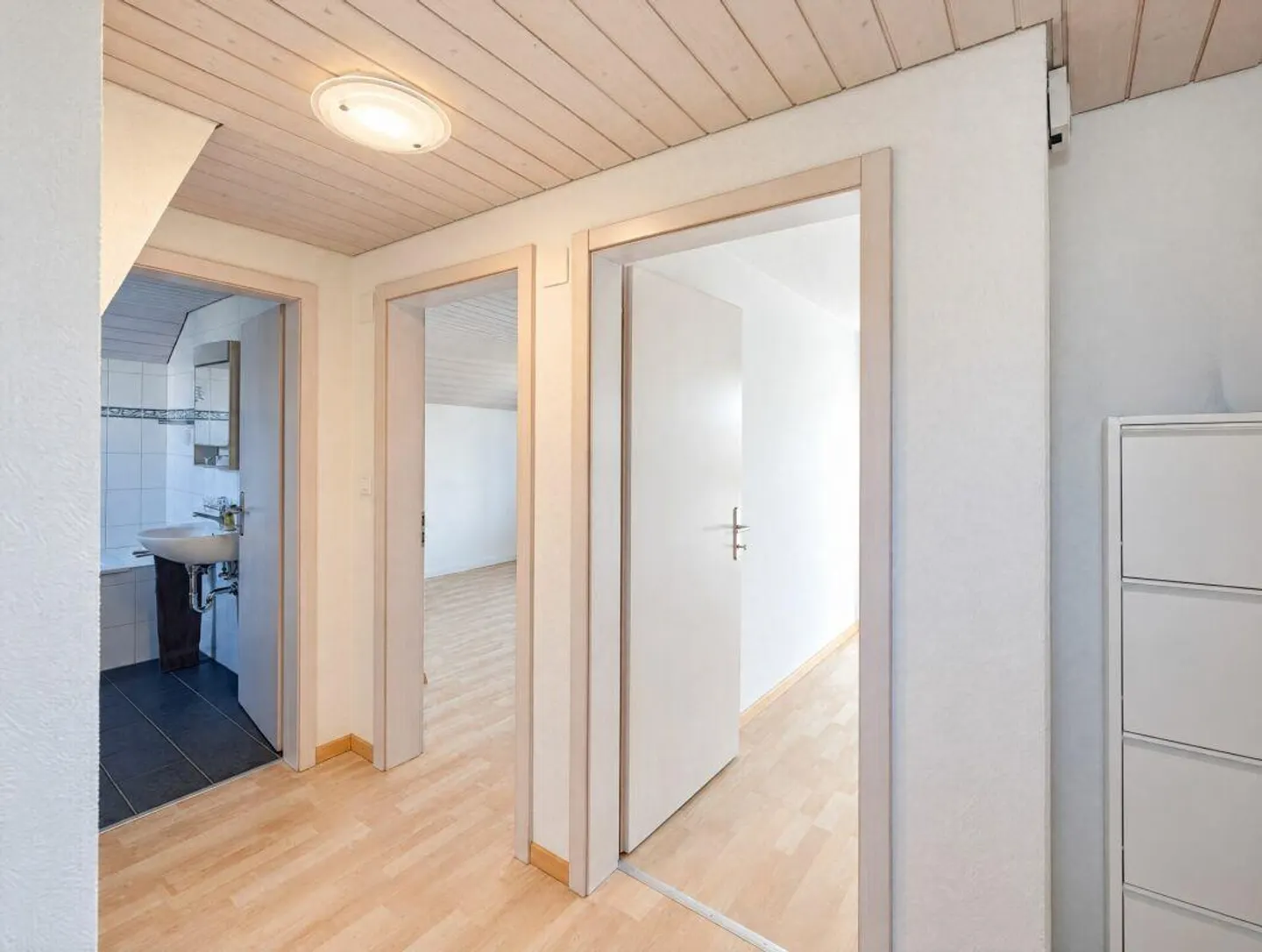 Votre maison de rêve dans le meilleur emplacement à Aarberg - Photo 9 sur 14