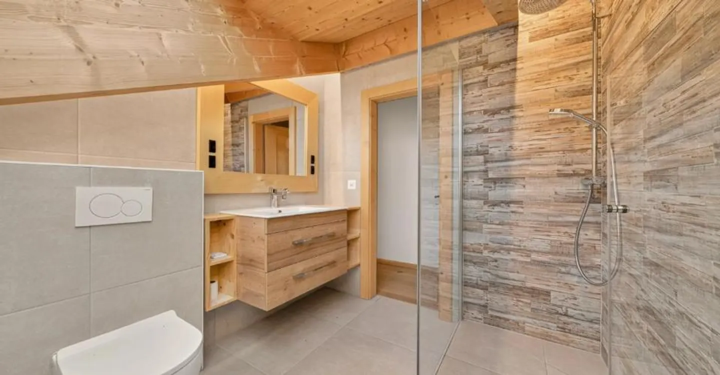 Duplex de standing - Photo 5 of 10
