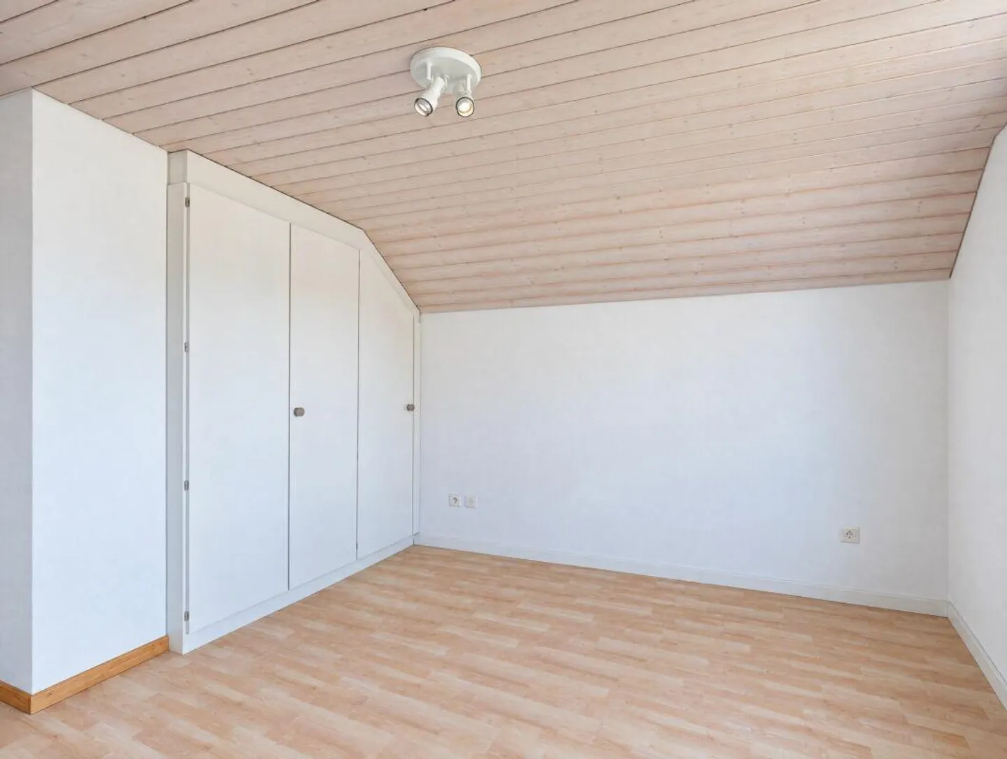 Votre maison de rêve dans le meilleur emplacement à Aarberg - Photo 12 sur 14