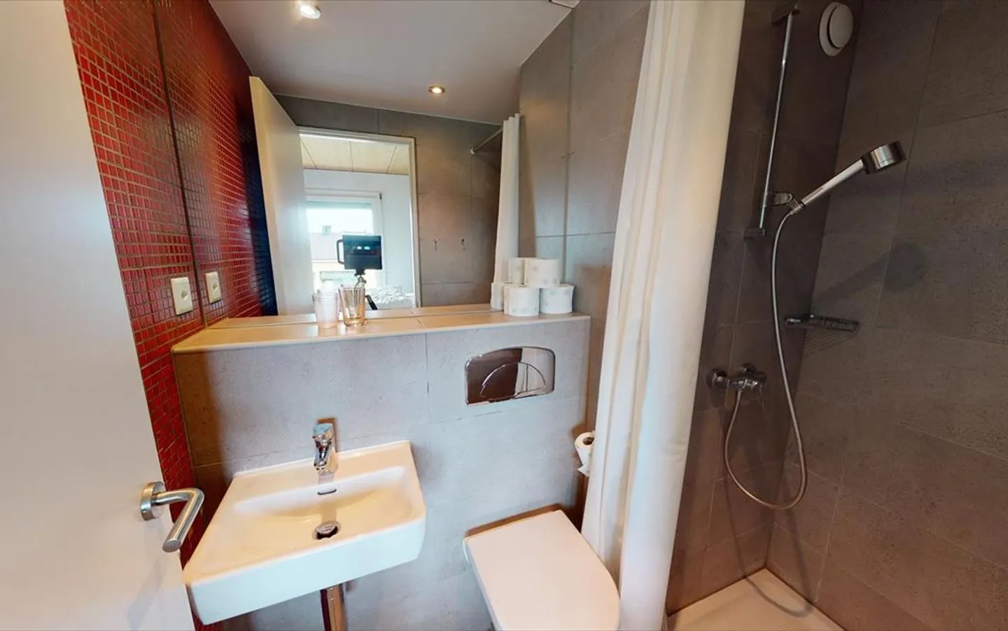 Studio per Studenti in Edificio Moderno - Foto 10 di 11