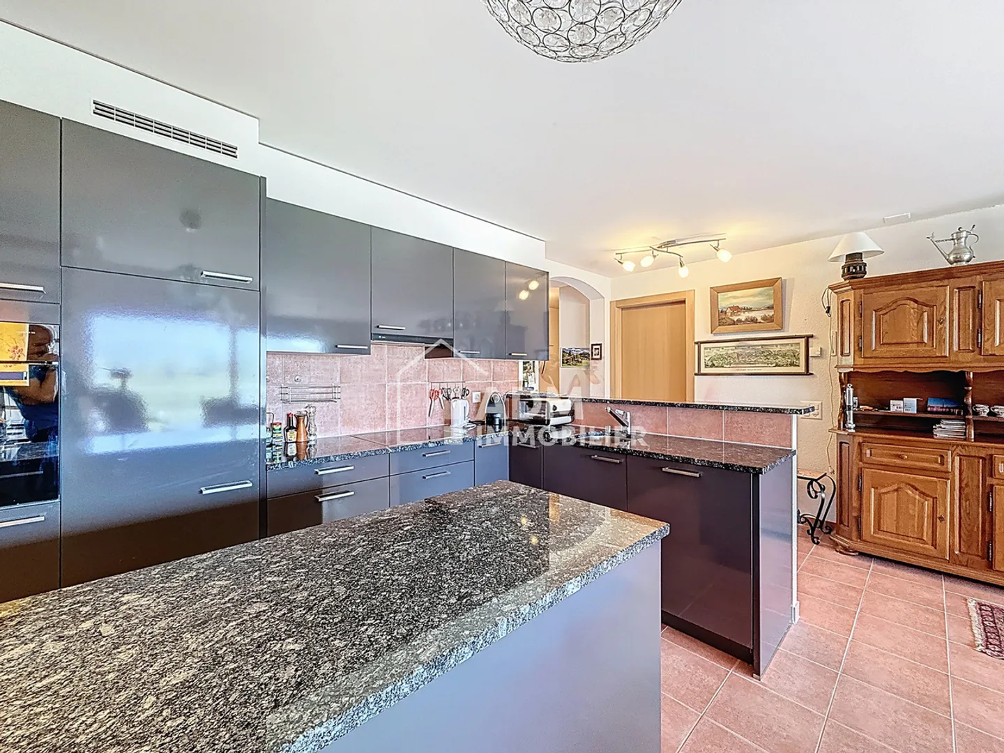 Saillon, 4.5-Room Duplex Apartment in the Spa Complex - Photo 3 of 14