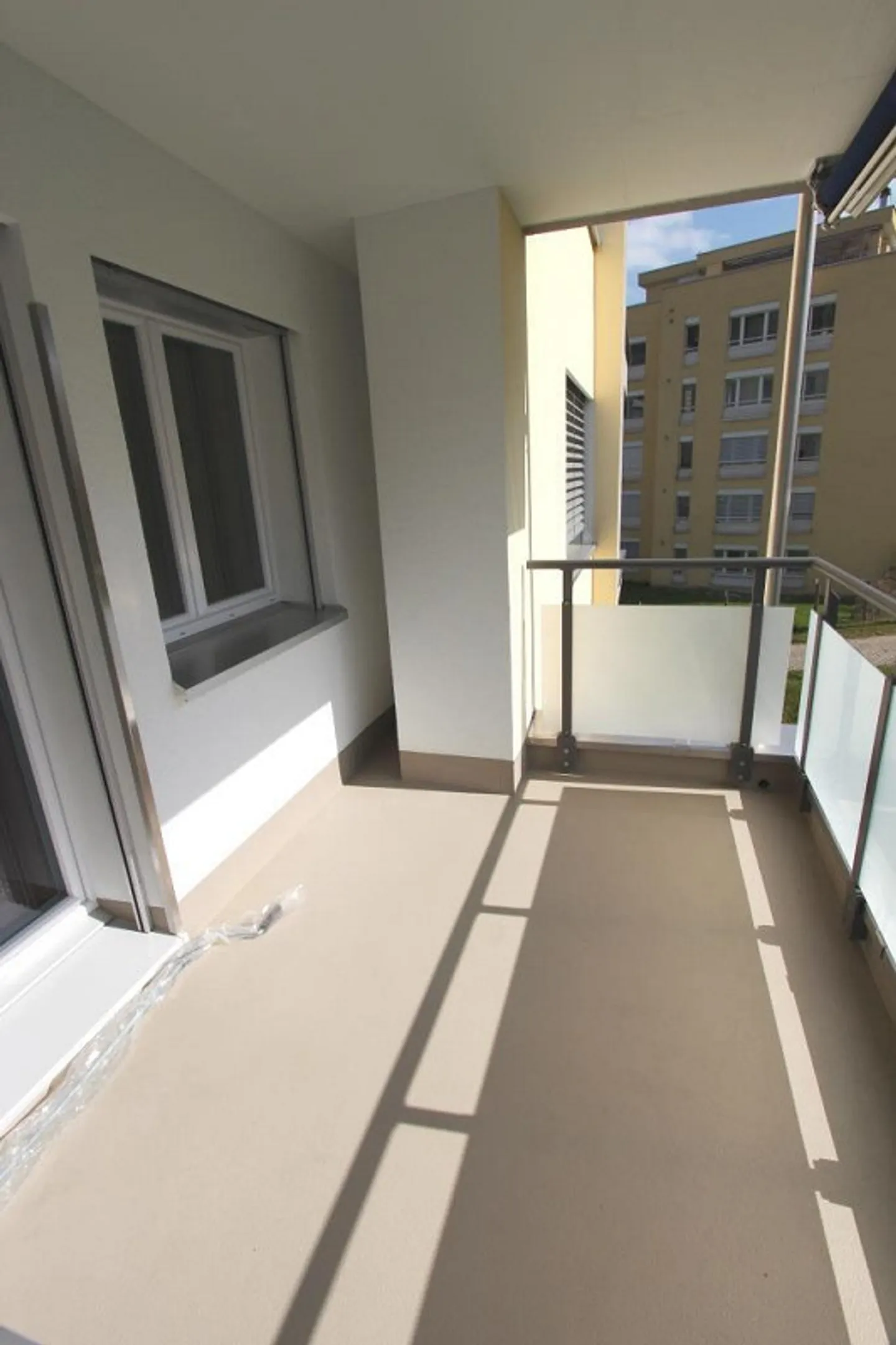 Quiet location with cozy balcony - Photo 6 of 6