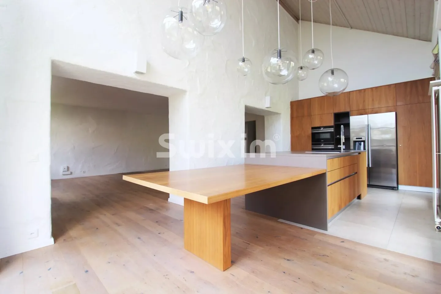 Appartement rénové de caractère - Photo 5 sur 13