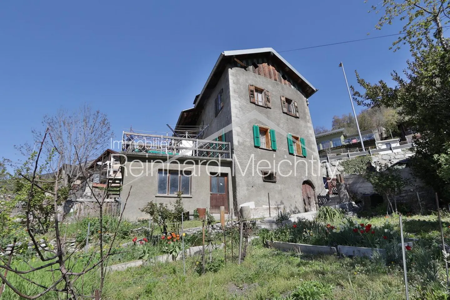 Charmante Maison Bi-Familiale - Photo 1 sur 15