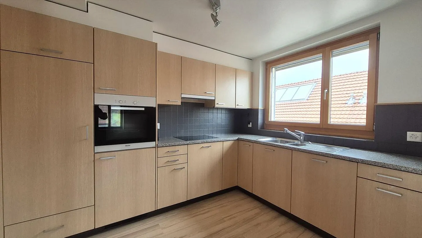 Warm and beautiful 3-room apartment - Photo 3 of 11